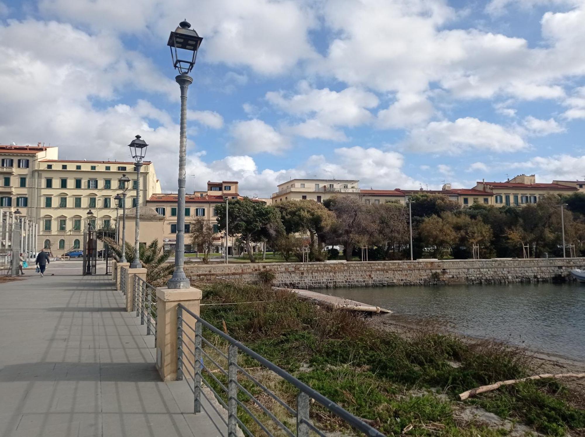 Appartamento Con Incantevole Vista Mare Livorno Exterior photo